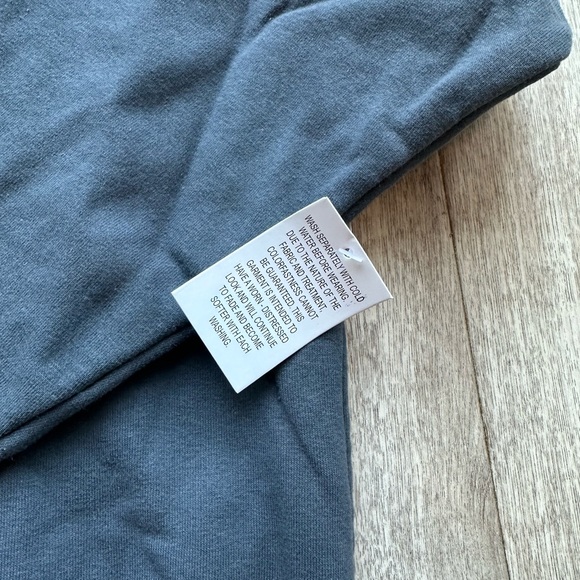 Taylor Swift Crewneck (Eras Tour) - Picture 4 of 4